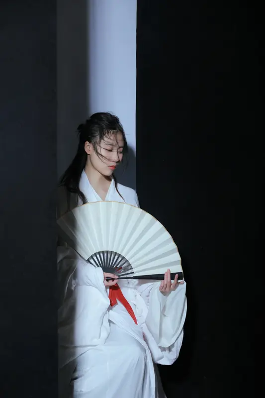 [YITUYU艺图语]2025.01.27 黑白 番茄不是番茄 7