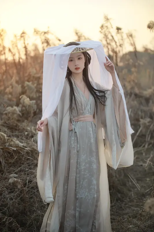 [YITUYU艺图语]2025.01.28 叹秋 溱溱 5